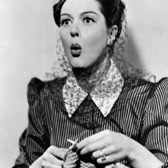 Hollywood Knitting - Rosalind Russell